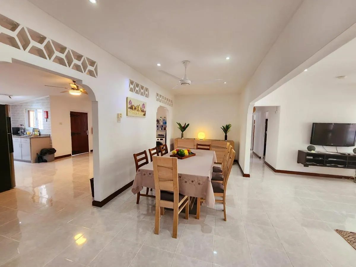 Villa Kaz Memel Beau Vallon