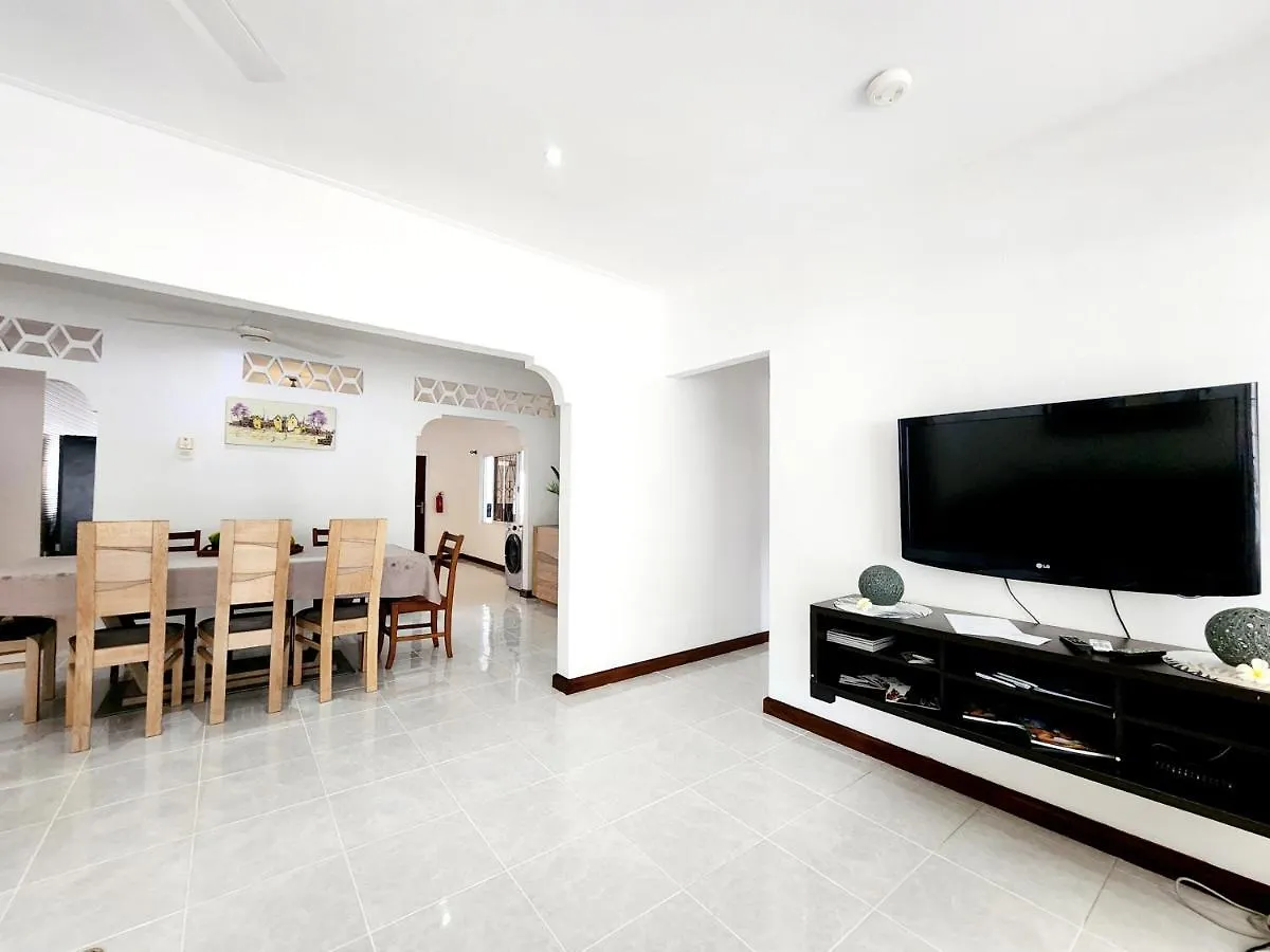 Villa Kaz Memel Beau Vallon