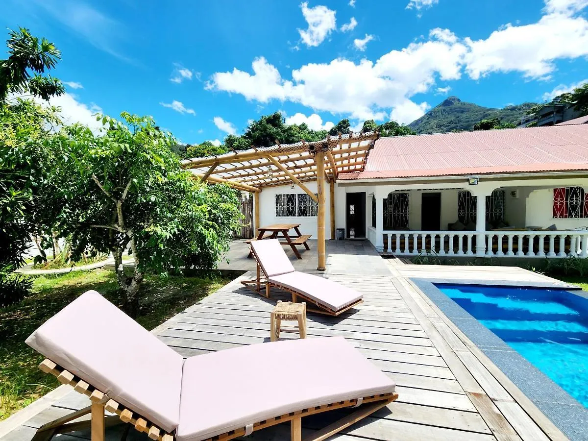 Villa Kaz Memel Beau Vallon  Seychelles