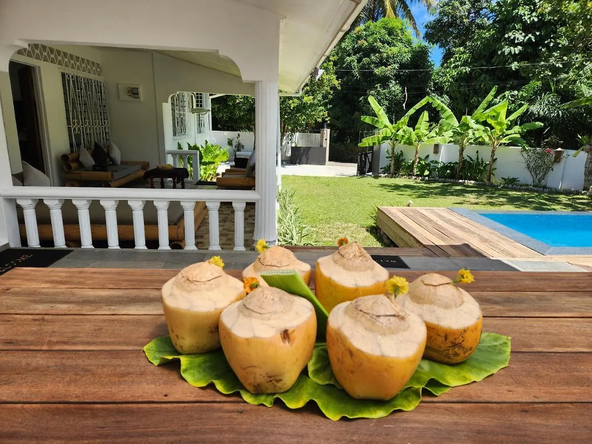 Villa Kaz Memel Beau Vallon