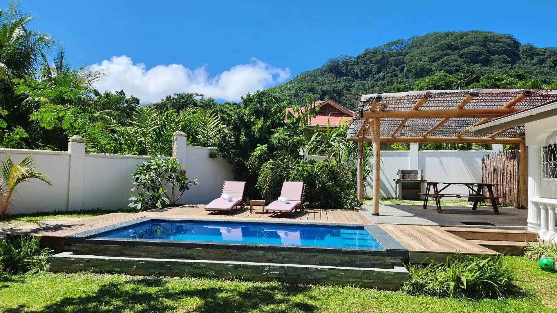 Villa Kaz Memel Beau Vallon  0*, Beau Vallon (Mahe)