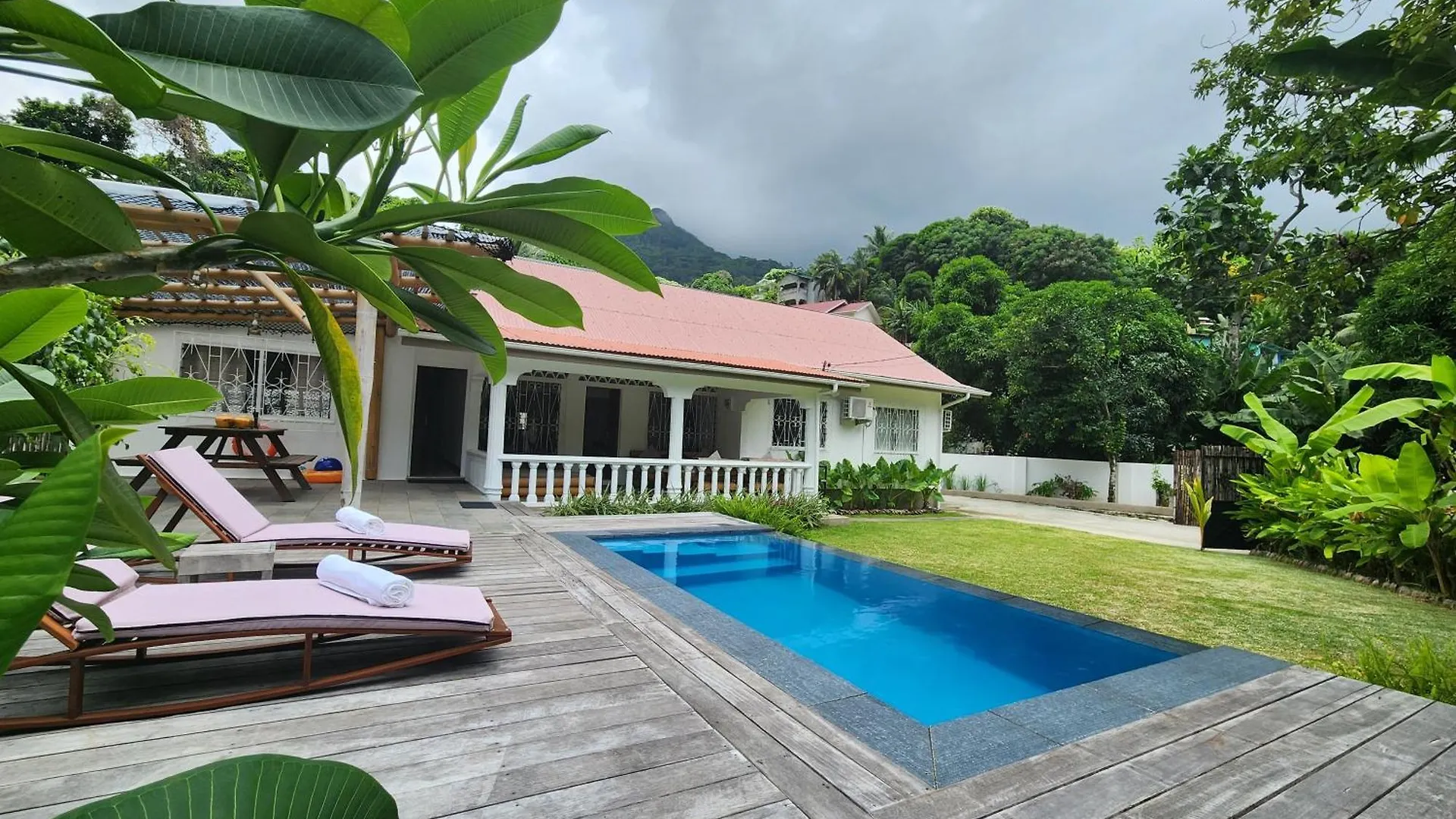 Villa Kaz Memel Beau Vallon
