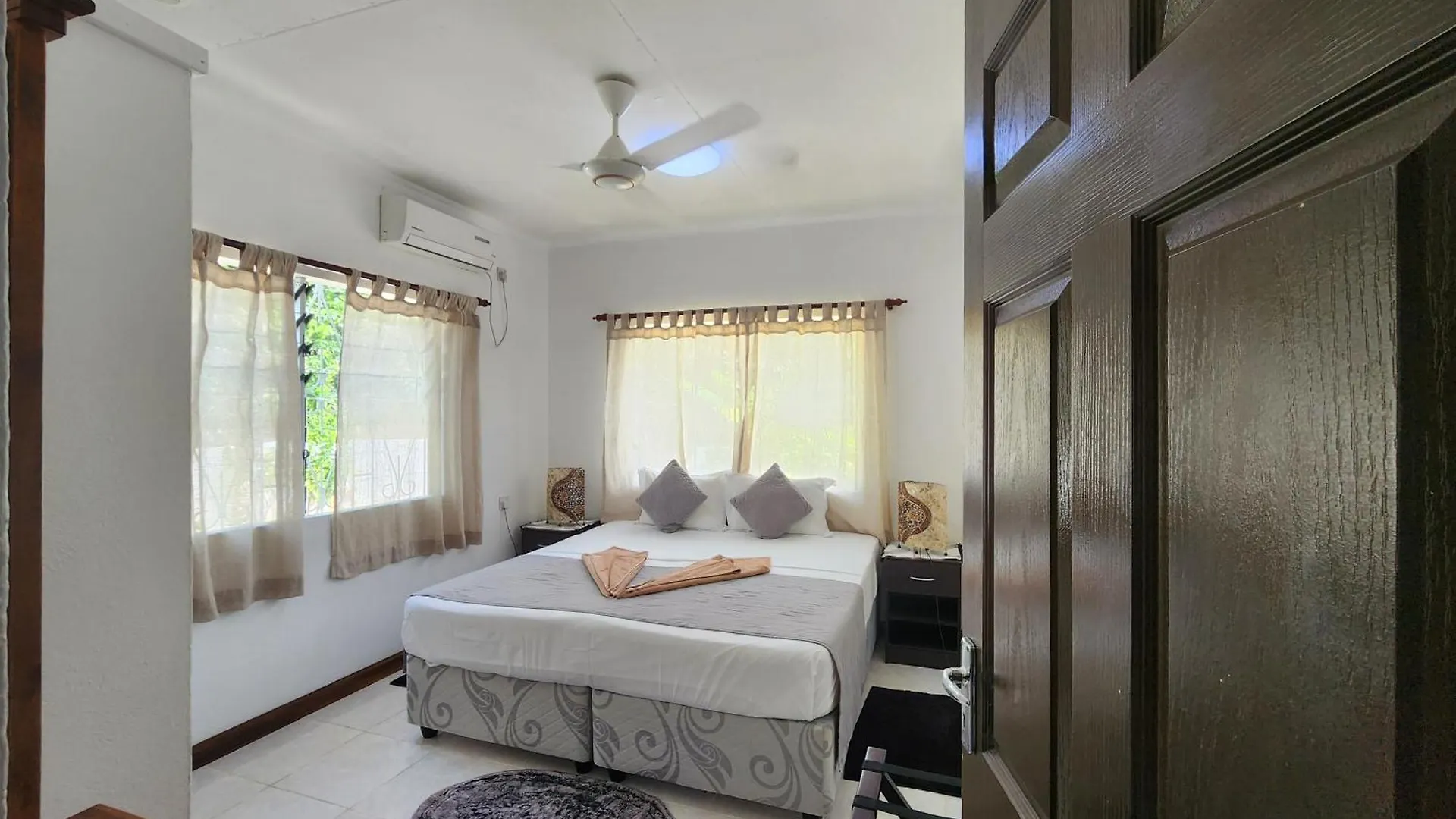 Villa Kaz Memel Beau Vallon  Beau Vallon (Mahe)