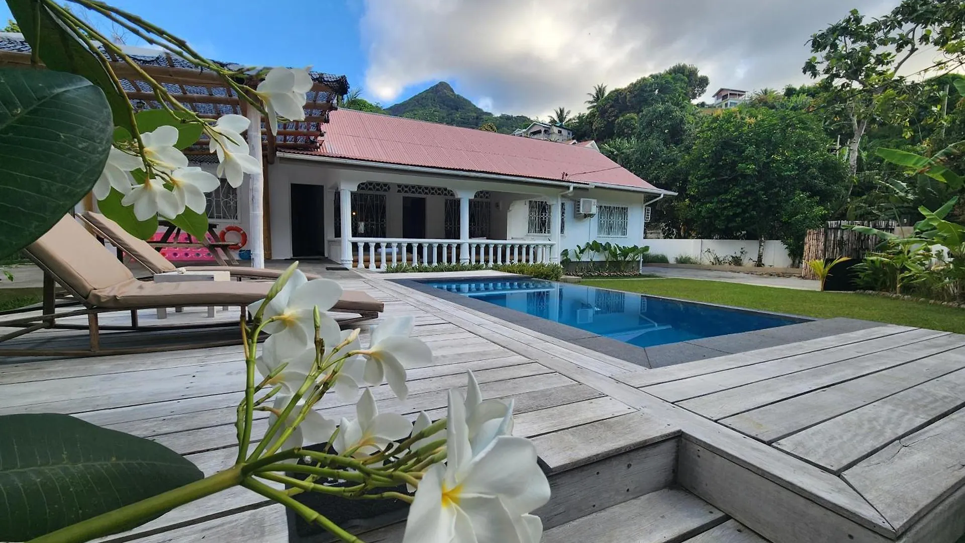 Villa Kaz Memel Beau Vallon